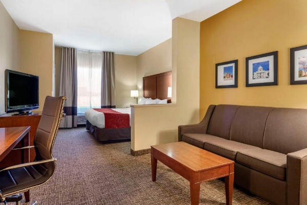 Comfort Suites Montgomery East Monticello Dr. image 5